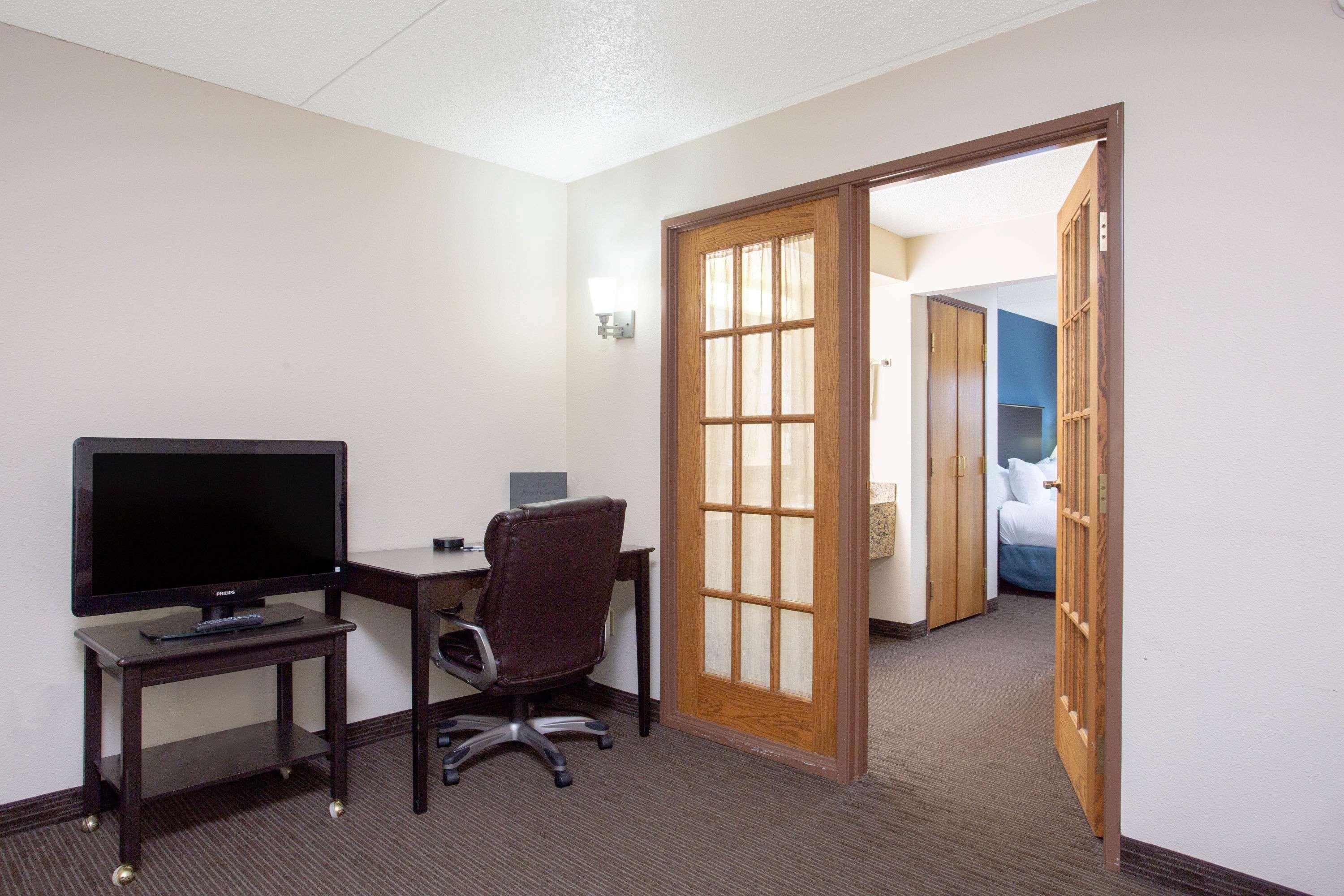 Americinn By Wyndham Green Bay West Kültér fotó